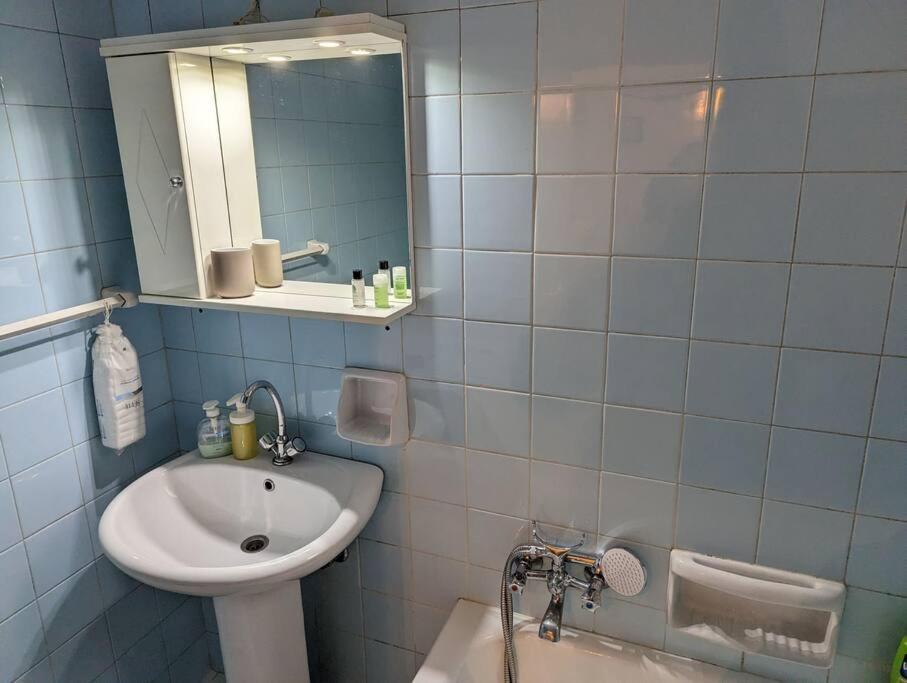 Artistic Flat Next To Historical Center Of Athens Appartement Buitenkant foto