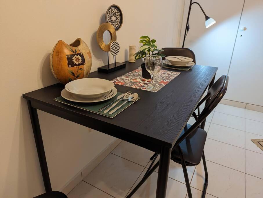 Artistic Flat Next To Historical Center Of Athens Appartement Buitenkant foto