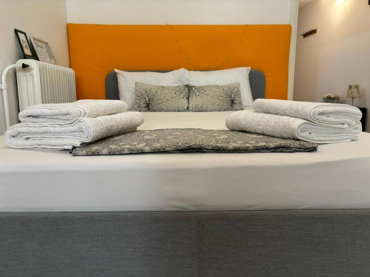 Artistic Flat Next To Historical Center Of Athens Appartement Buitenkant foto